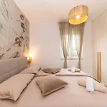 Find Your Haven In Morena Celeste Seaside Puntamika Apartments! Apartman