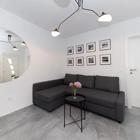 Find Your Haven In Morena Celeste Seaside Puntamika Apartments! 公寓 扎达尔