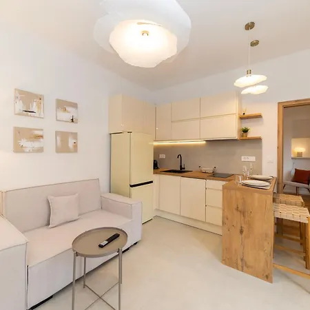 Find Your Haven In Morena Celeste Seaside Puntamika Apartments! 公寓 扎达尔