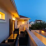 Find Your Haven In Morena Celeste Seaside Puntamika Apartments! *