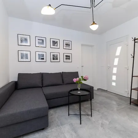 Апартаменты Find Your Haven In Morena Celeste Seaside Puntamika Apartments!