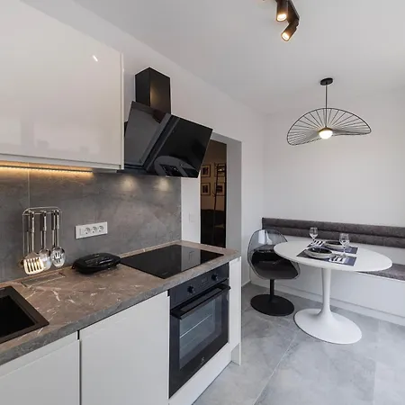 Find Your Haven In Morena Celeste Seaside Puntamika Apartments! Apartamento