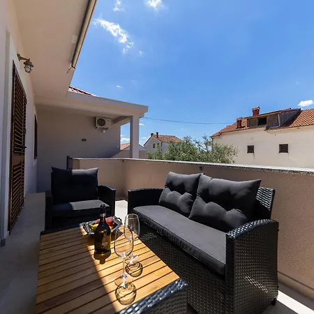 Find Your Haven In Morena Celeste Seaside Puntamika Apartments! Apartman