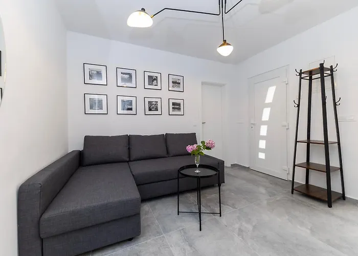 Apartamento Find Your Haven In Morena Celeste Seaside Puntamika Apartments!