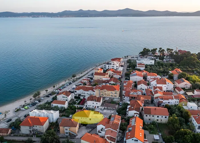 Find Your Haven In Morena Celeste Seaside Puntamika Apartments! Apartamento Zadar